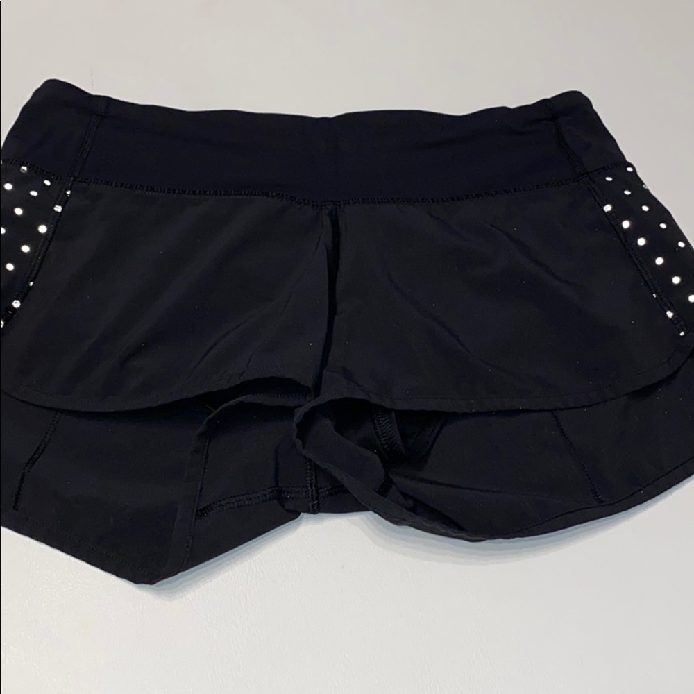 🚫SOLD🚫 Lululemon Black Reflective Dot Speeds - Picture 3 of 5
